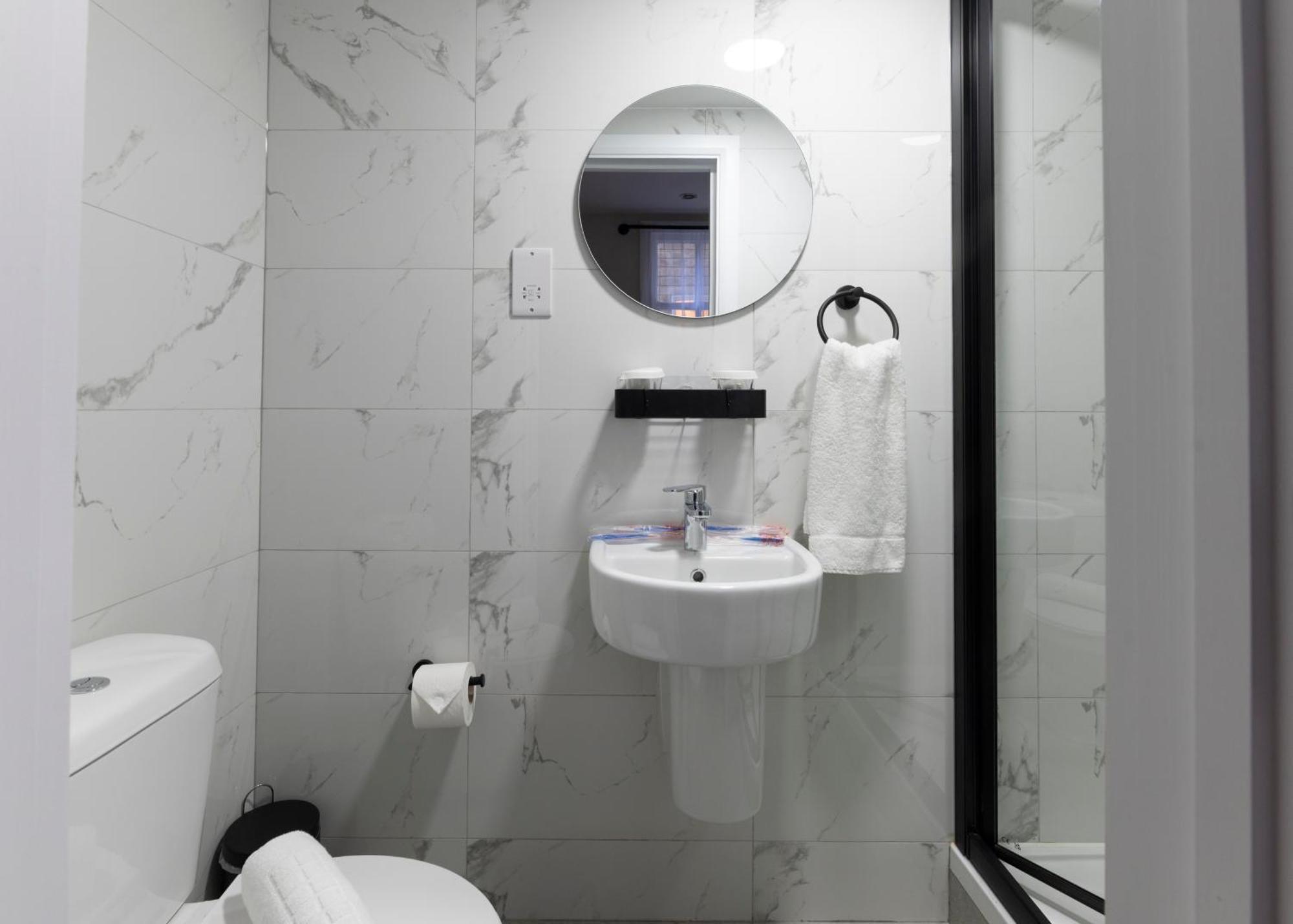 Marina Hotel Londra Dış mekan fotoğraf